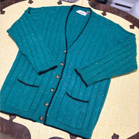 Vintage Men’s Cardigan Sweater - Picture 2 of 10